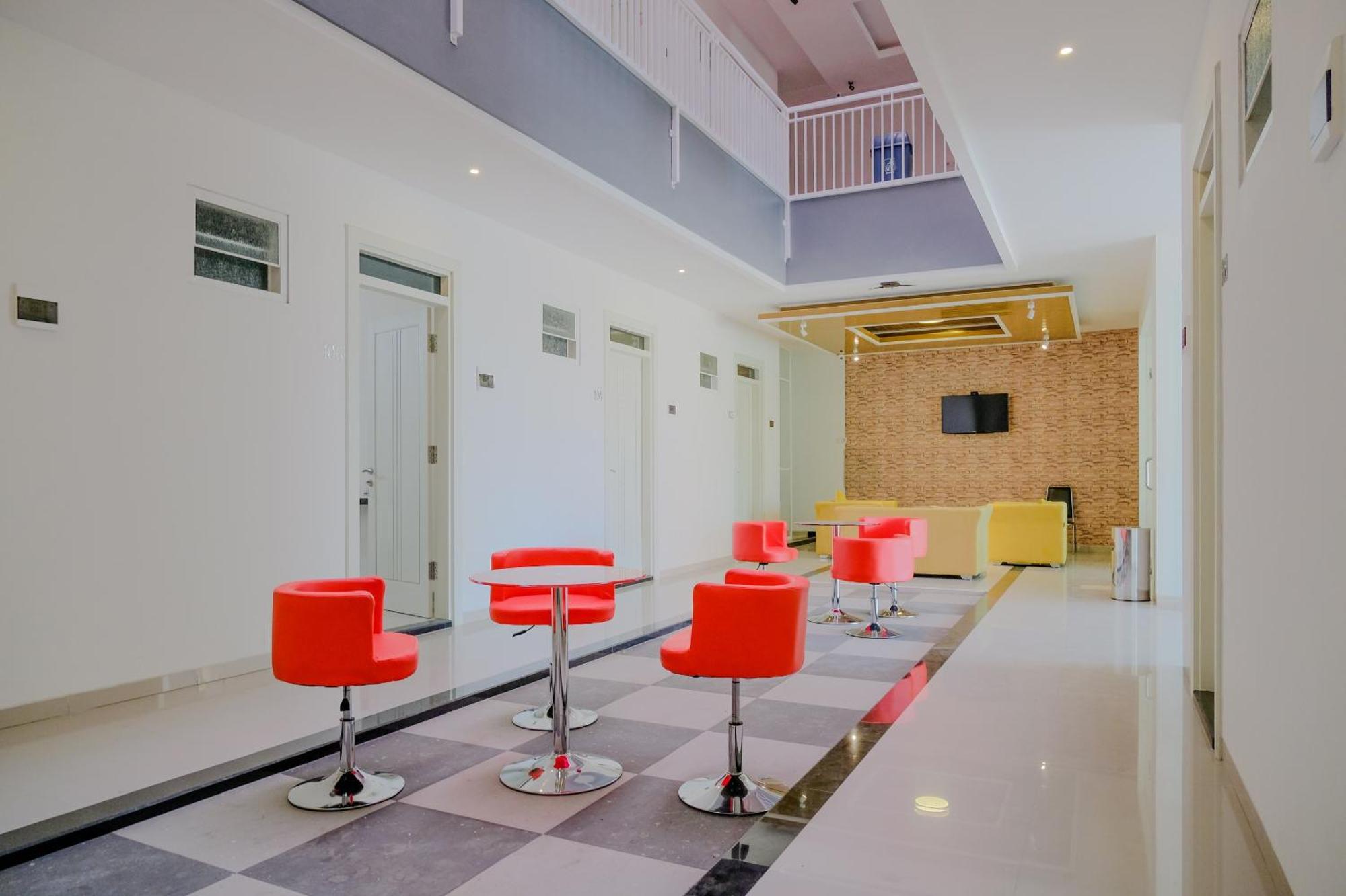 Hotel O Universitas Brawijaya Near Mall Dinoyo مالانغ المظهر الخارجي الصورة
