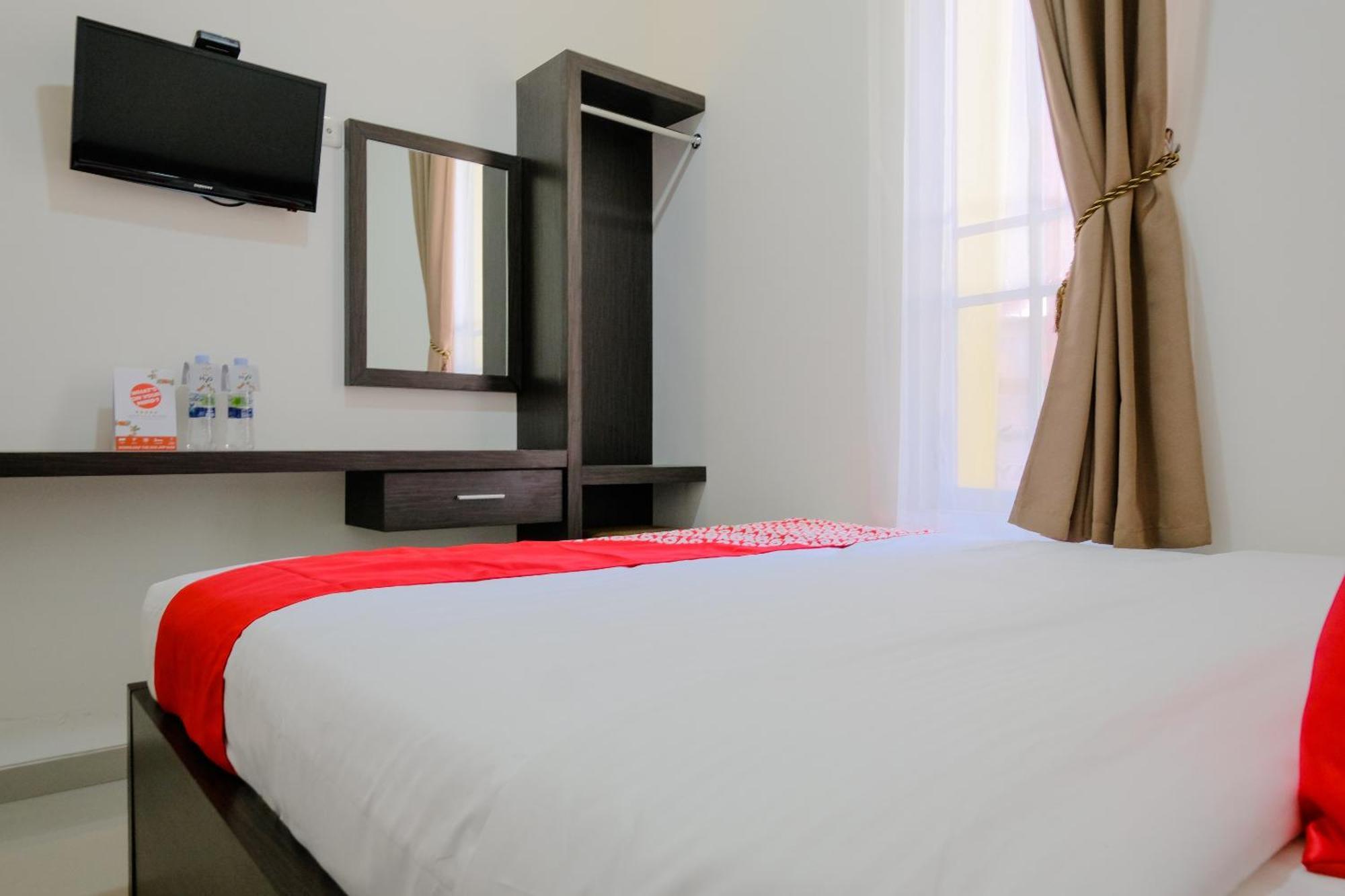 Hotel O Universitas Brawijaya Near Mall Dinoyo مالانغ المظهر الخارجي الصورة