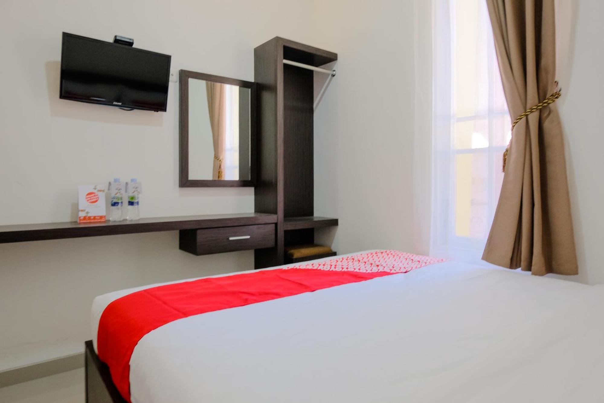 Hotel O Universitas Brawijaya Near Mall Dinoyo مالانغ المظهر الخارجي الصورة